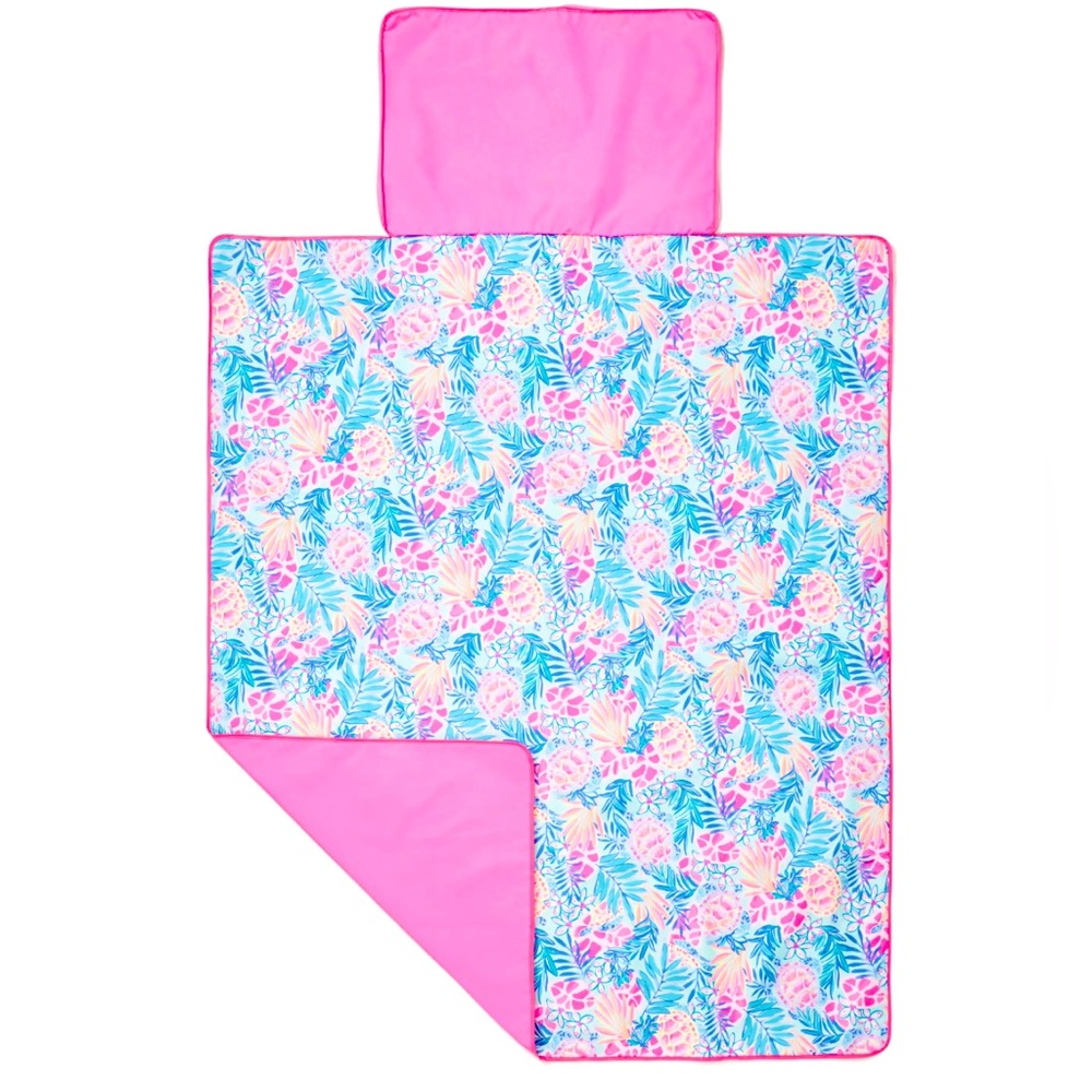 NWT* Lilly Pulitzer Packable Beach Mat
